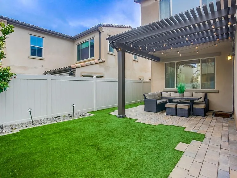 693 Gemstone Dr — Photo 43