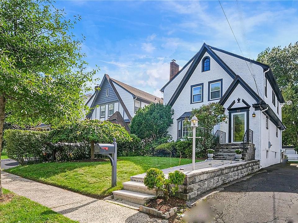 1st image of 92 Longview Avenue