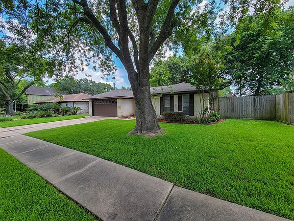 Notice the new roof!