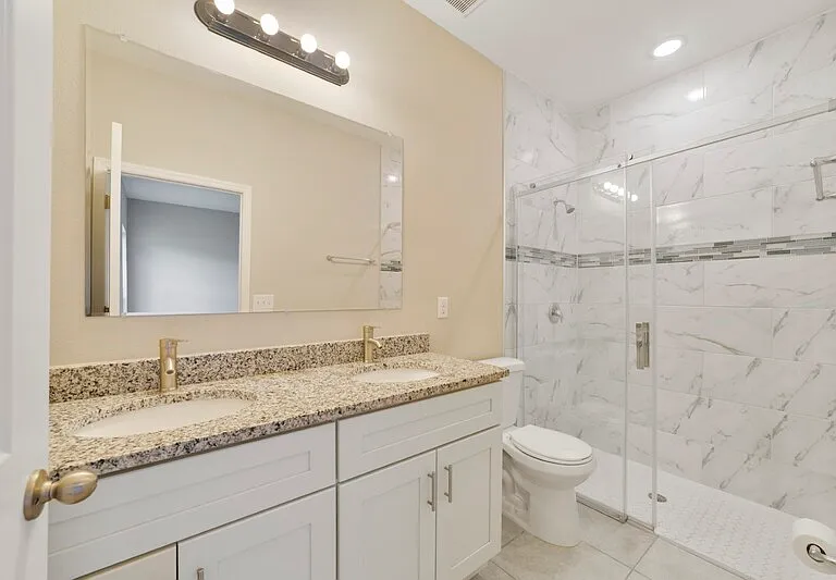 2117 W Swanson Dr — Photo 11