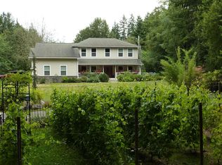 7001 NE Berganio Rd, Bainbridge Island, WA 98110