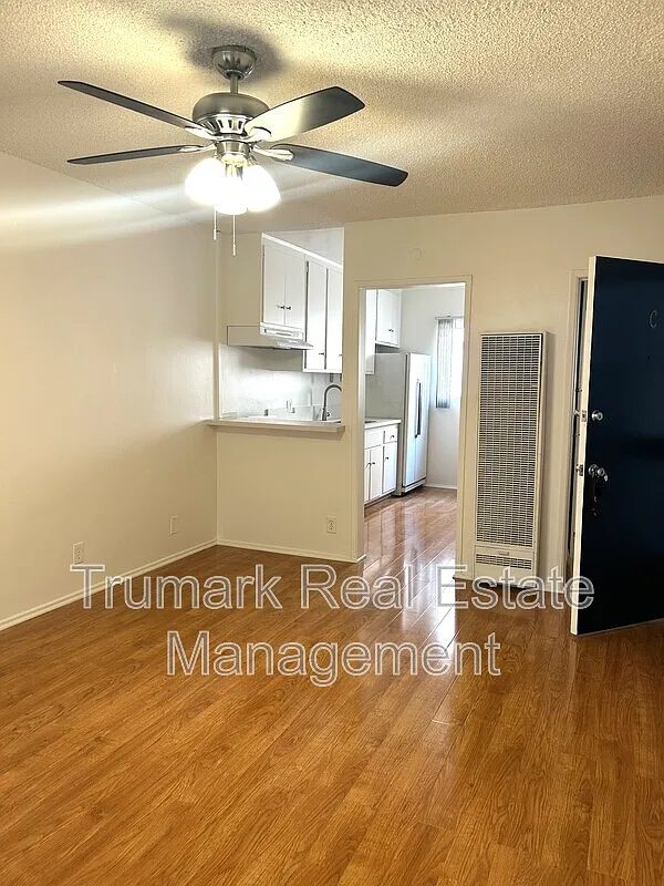 Studio, 1.0 bath, 375 sqft, $1,625 — Photo 4