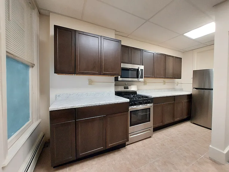 307 Stewart Ave #3 — Photo 4