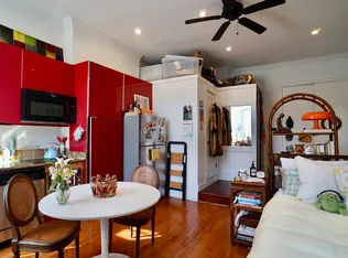 146 Summit Street 1R image 1 of 7
