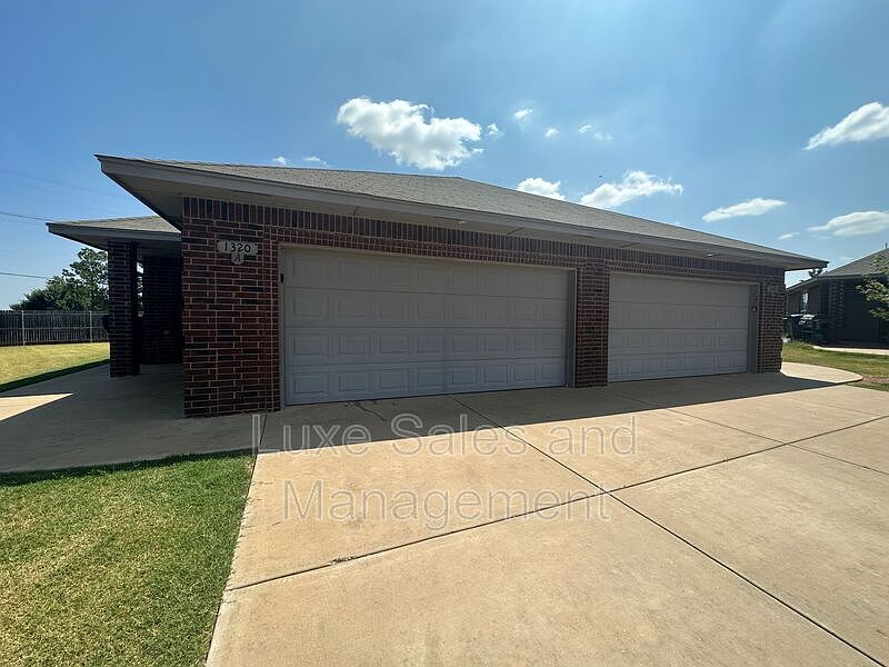 1st image of 1320 Garden Gate Dr Unit A