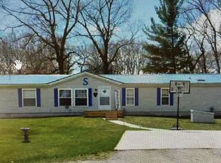 7640 E Vestaburg Rd, Vestaburg, MI 48891