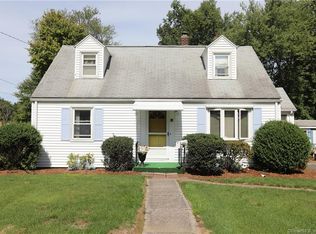 14 Tanglewood Dr, Windsor, CT 06095