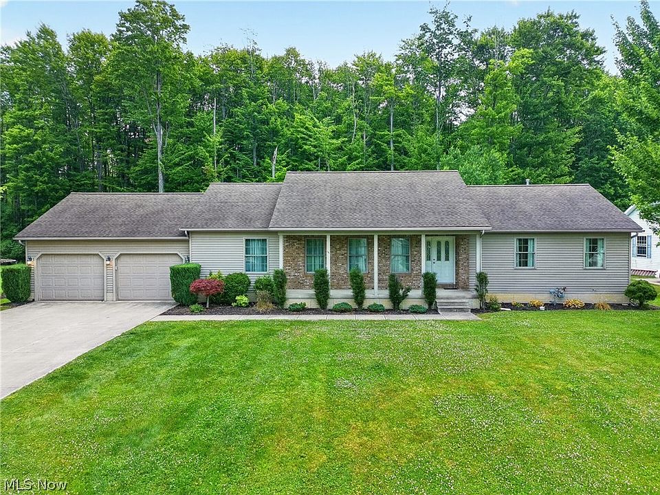 1st image of 412 Brittany Ln