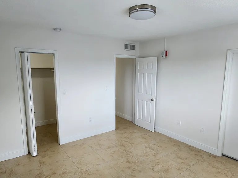 13920 Lake Placid Ct #39 — Photo 7