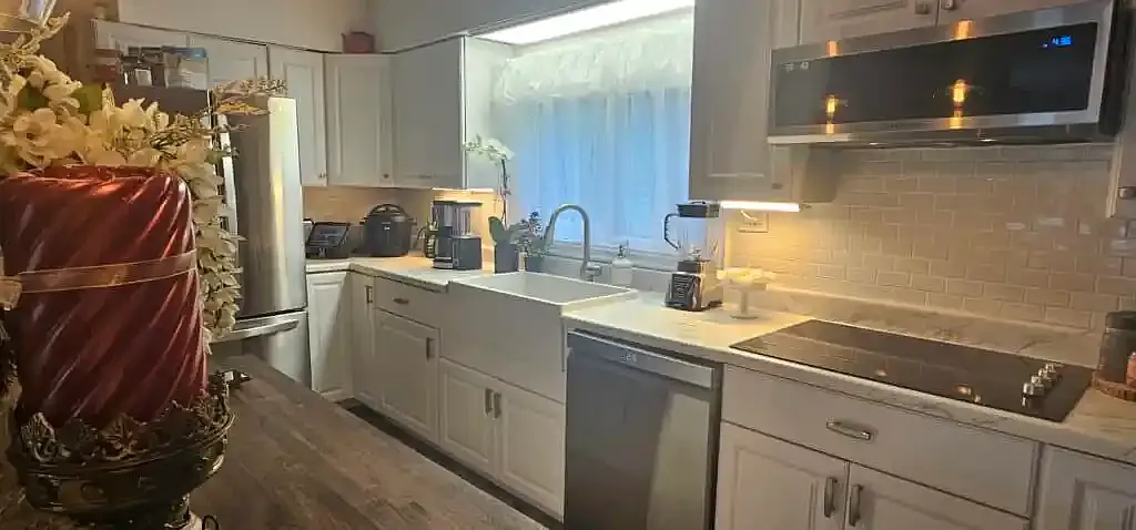 3 bed, 1500 sqft, $2,250 — Photo 2