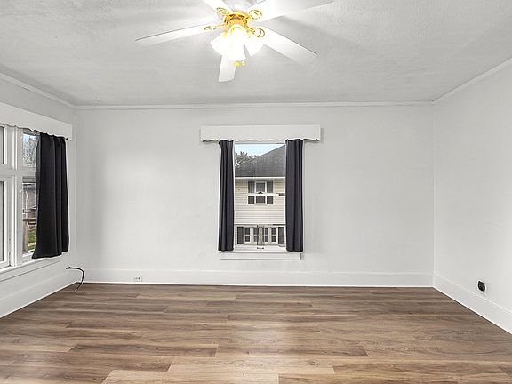 5th image of 1639 Wendler Ave SW #2
