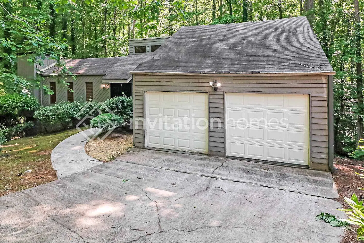3895 Rock Mill Pkwy Marietta, GA 30062 — Photo 1