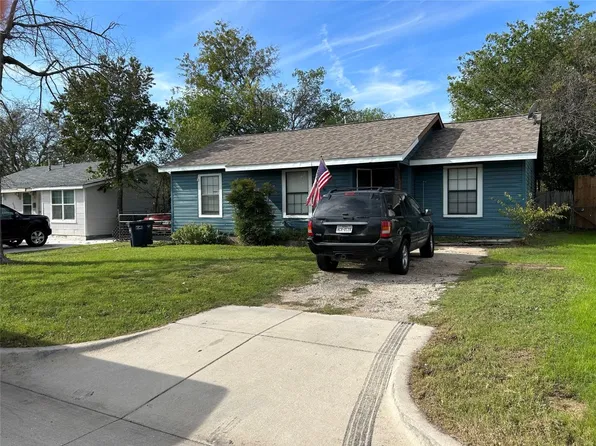 4928 Marks Pl, Fort Worth, TX 76116