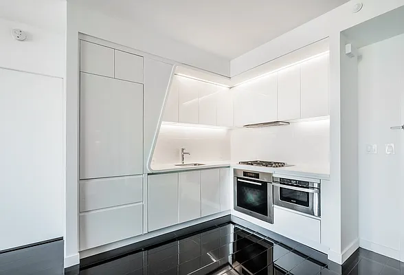 Rented by Corcoran | media 3