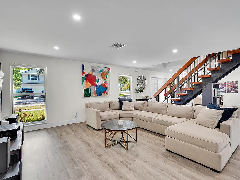 10108 SW 53rd Ct — Photo 12