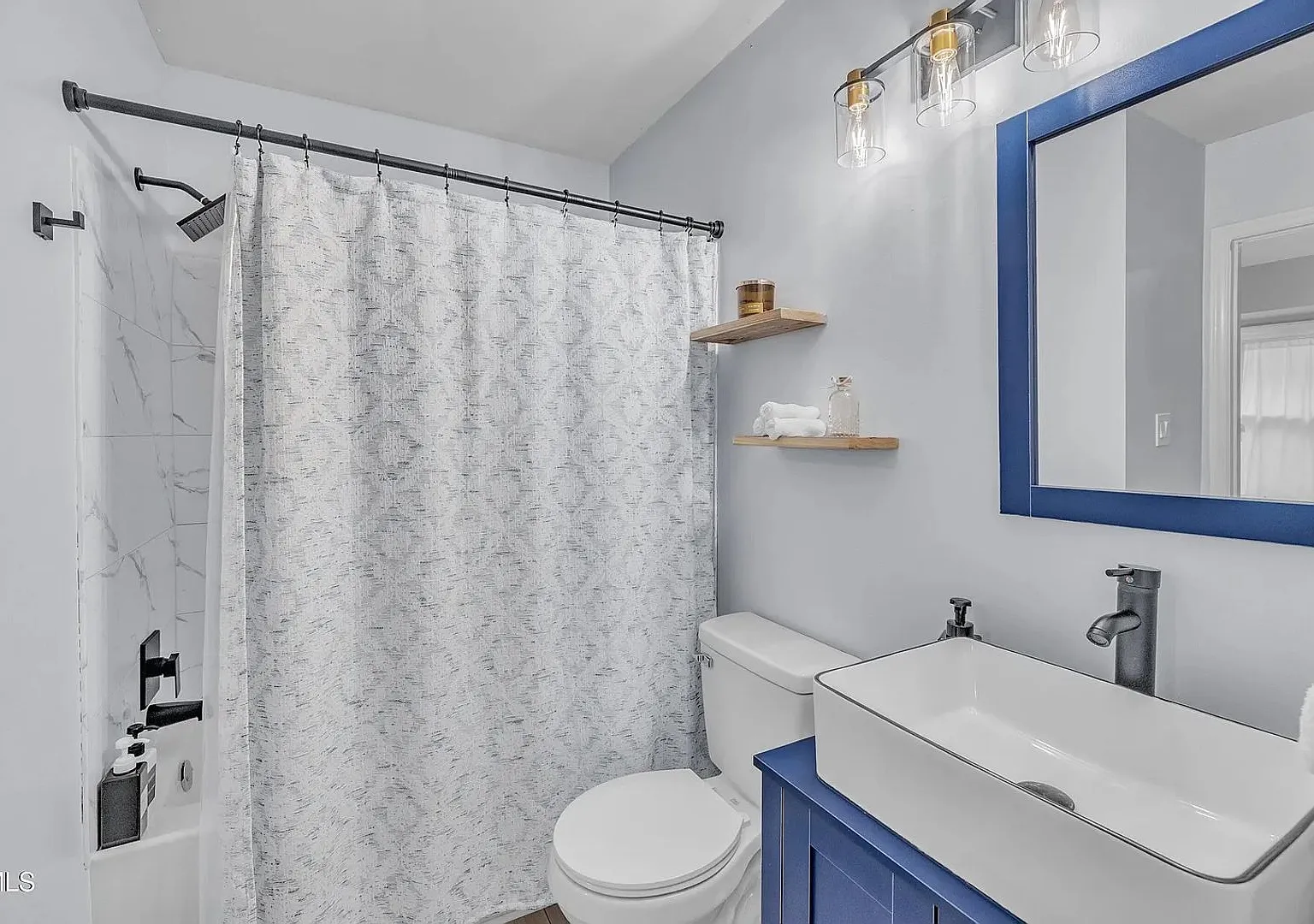 Room in 2 Bedroom Home at Tall Rock Ct — Photo 1