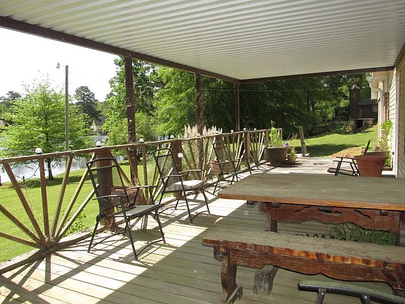 3rd image of 302 Road 1409