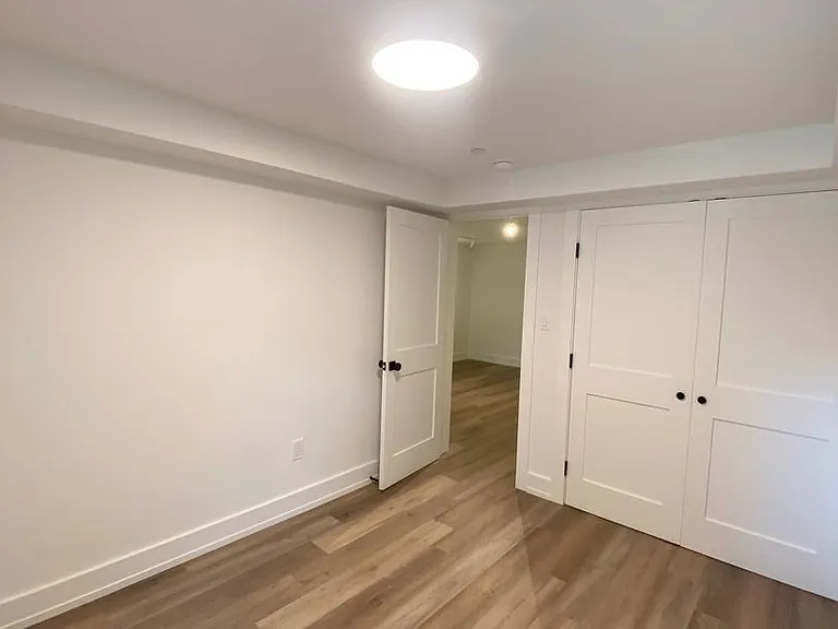 1353 Taylor St NW #B — Photo 12