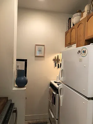 Rented by Jonathan Wachtel, LREB | media 42