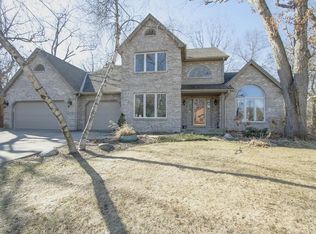 12087 Gantry Ln, Apple Valley, MN 55124