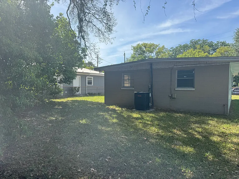 1016 Ardoon St — Photo 18