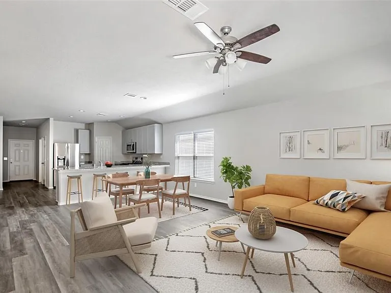 10031 Spring Creek Rd — Photo 3
