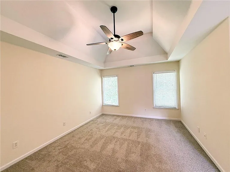 350 Laurel Glen Xing — Photo 17