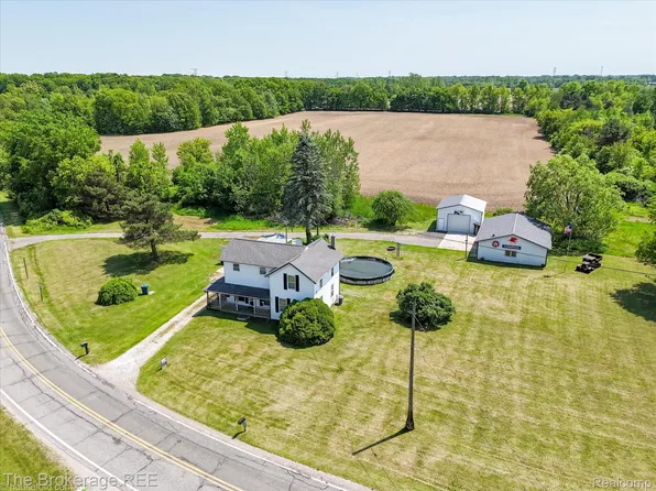 8114 Wilson Rd, Otisville, MI 48463