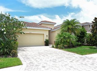 2952 Oriole Dr, Sarasota, FL 34243