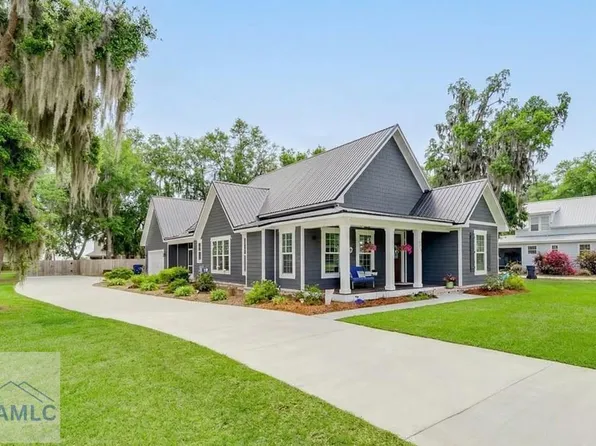 309 Goodman Dr, Midway, GA 31320
