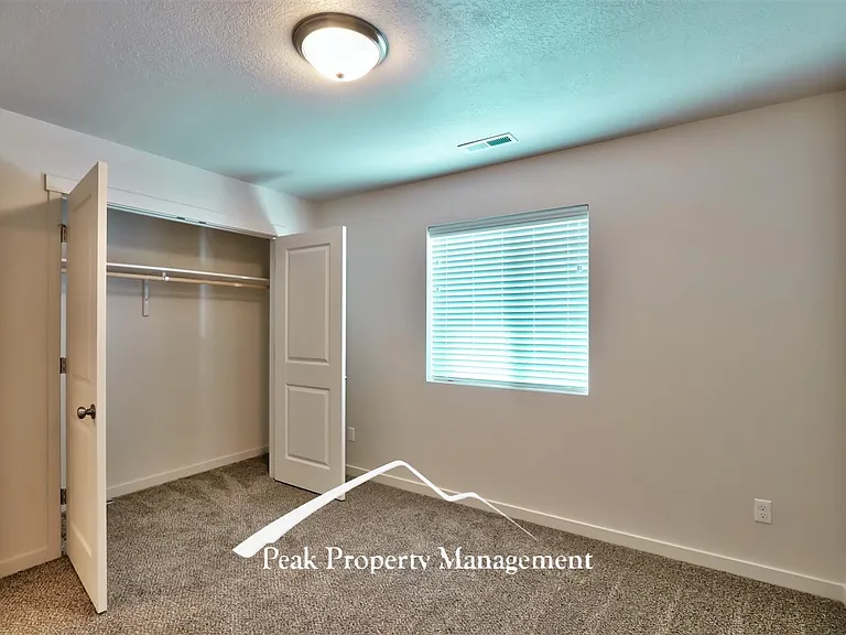 16566 N Franklin Blvd #16564 — Photo 11