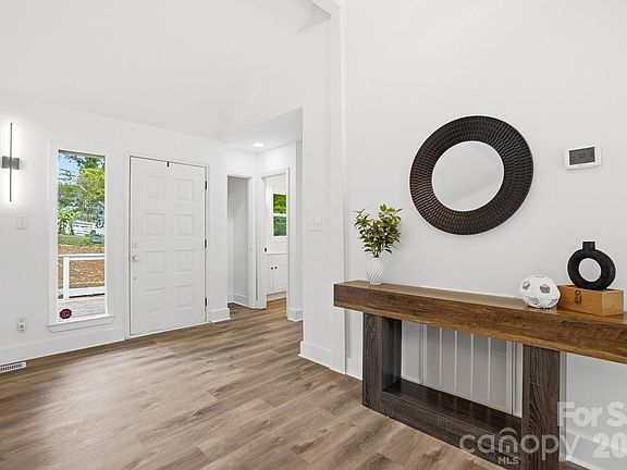 4th image of 7015 Chelsea Day Ln