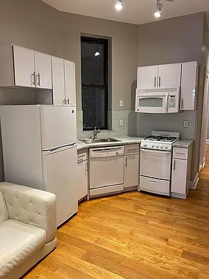 Rented by REAL New York | media 13