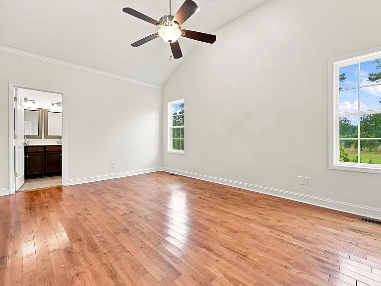 494 Asset Pkwy — Photo 33