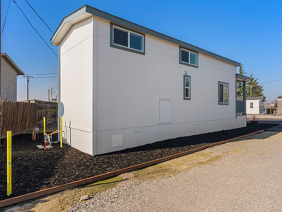 5th image of 311 Moffat Blvd