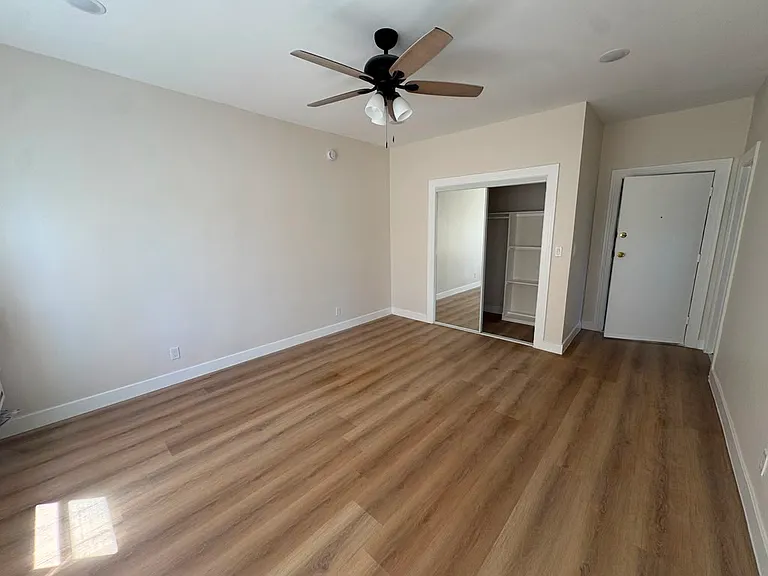 324 S Rampart Blvd #108 — Photo 2