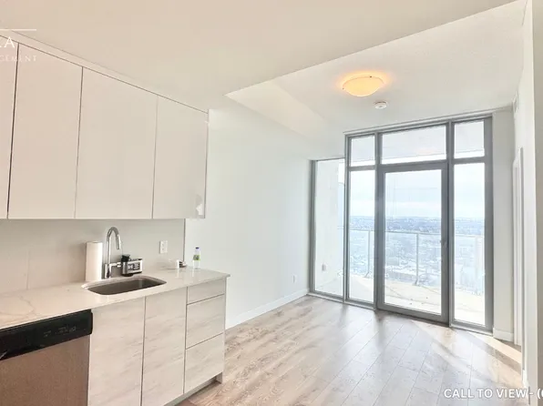 60 Frederick St, Kitchener, ON