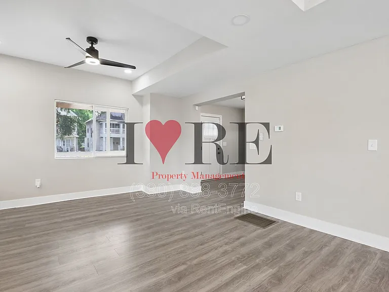 883 Studer Ave — Photo 9