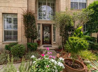 2206 Canyon Lake Dr, Deer Park, TX 77536