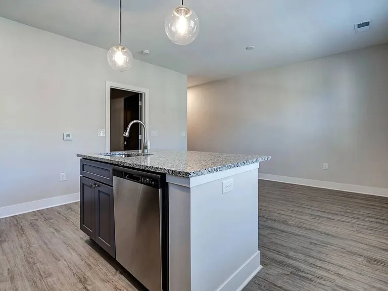 Ogden Apartments — Photo 11