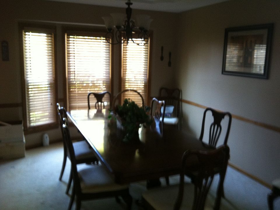 Large Formal dinning room 