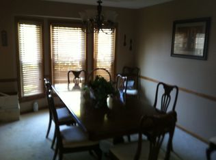 708 SE Basil Ct, Lees Summit, MO 64063
