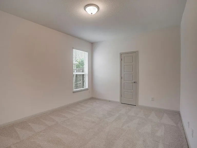 5616 Monrovia Ln — Photo 12