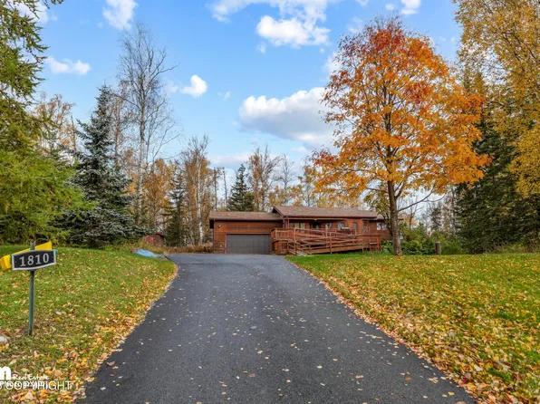 1810 S Redwing Cir, Wasilla, AK 99654