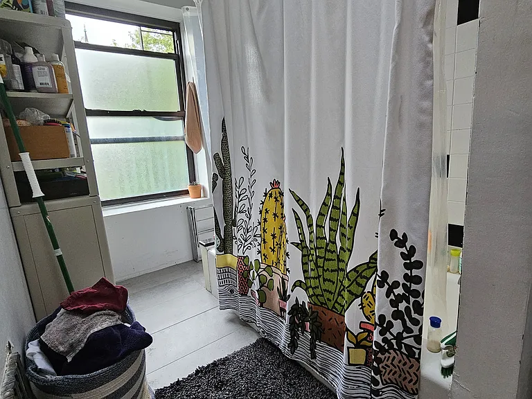 251 Baltic St #4 — Photo 11