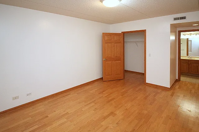 6560 W Diversey Ave #516 — Photo 7