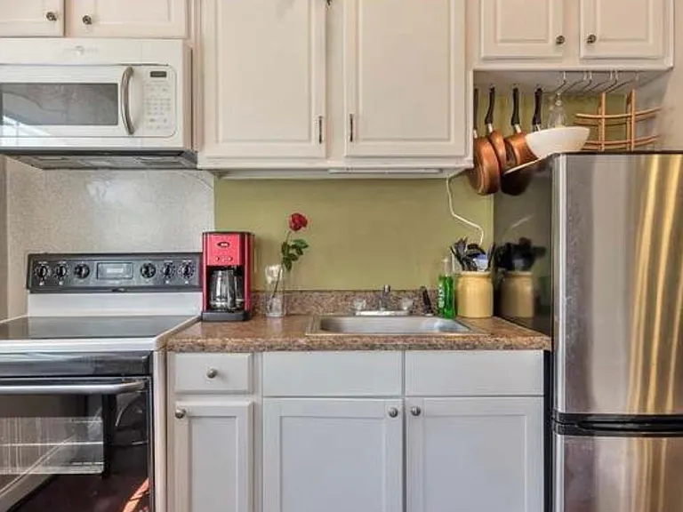 311 N Grandview Ave — Photo 4