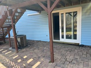 54 Mountainview Dr, Norwich, CT 06360