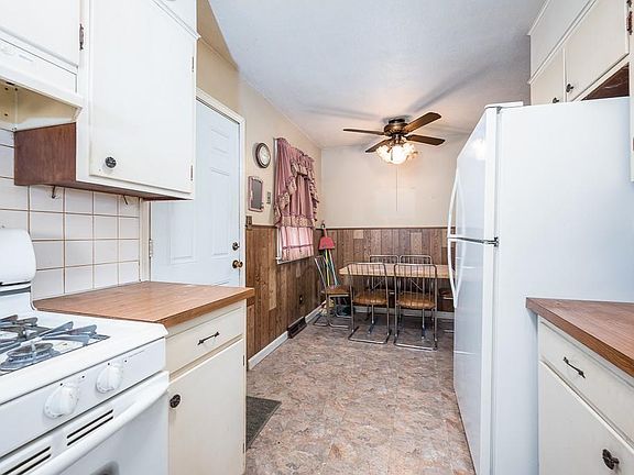 4th image of 408 N 86th St
