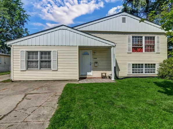 1004 N Arbogast St, Griffith, IN 46319